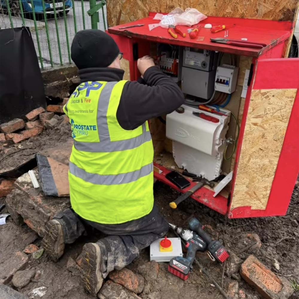 Outdoor consumer unit installed for commercial business in south wales by APP Electrical.